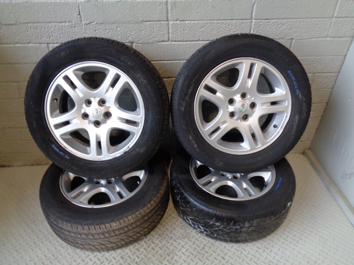 Discovery 3 Alloy Wheels and Tyres 255/55R18 Set of x 4 Land Rover R19034