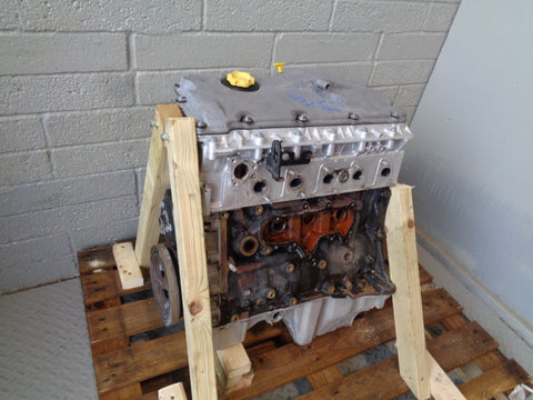 Discovery 2 TD5 Engine 10P Defender Diesel Land Rover Spares or Repairs R18044