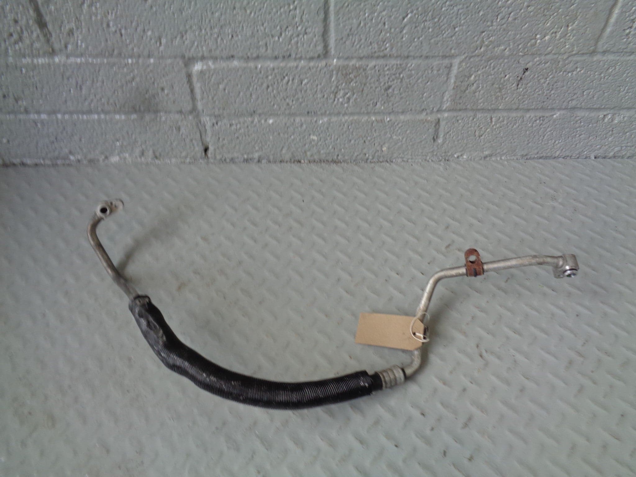 Discovery 2 Air Con Conditioning Return Pipe 2 5 TD5 Land Rover 1998 T discovery-2-air-con-conditioning-return-pipe-2-5-td5-land-rover-1998-t