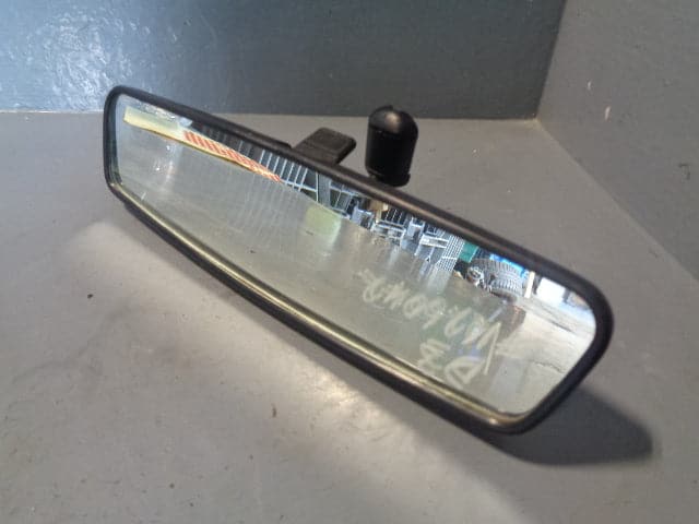 Land Rover Discovery 3 Rear View Mirror Manual Dip 2004