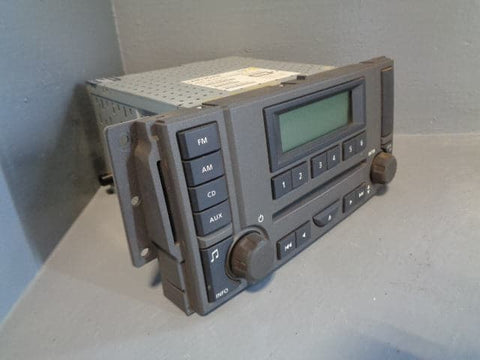 Discovery 3 Radio With CD Player VUX500430 Land Rover 2004