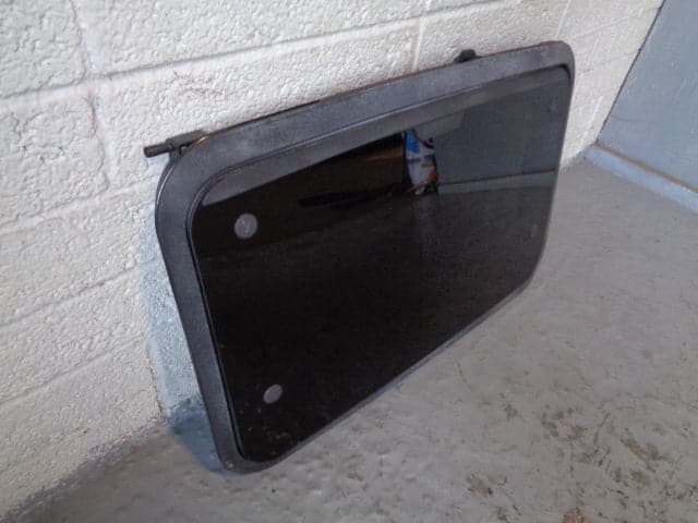 Discovery 2 Sunroof for Front or Rear EED101471 Electric