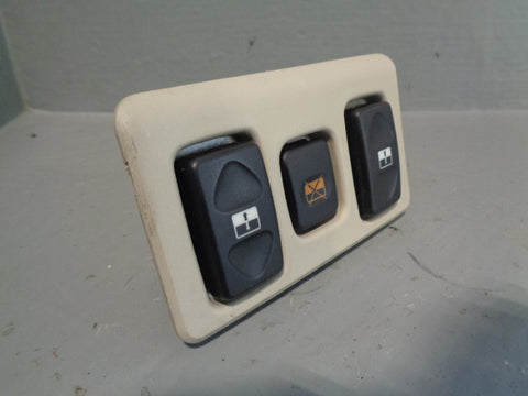 Discovery 2 Sunroof Switches And Housing Land Rover 1998