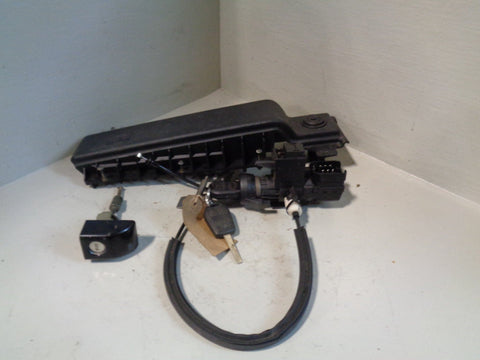 Range Rover L322 Ignition Barrel with Key Lock Set TD6 2002 to 2006 R08024