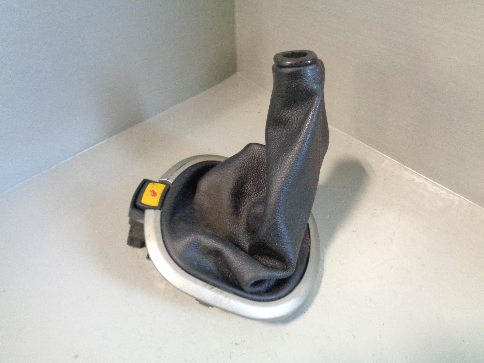 Freelander 1 gear knob and gaiter discount