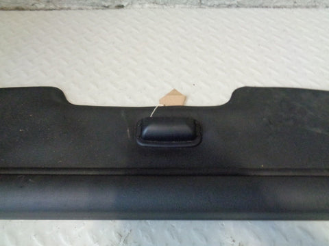 Range Rover Sport Retractable Load Cover in Black L320 2005 to 2013 K15014