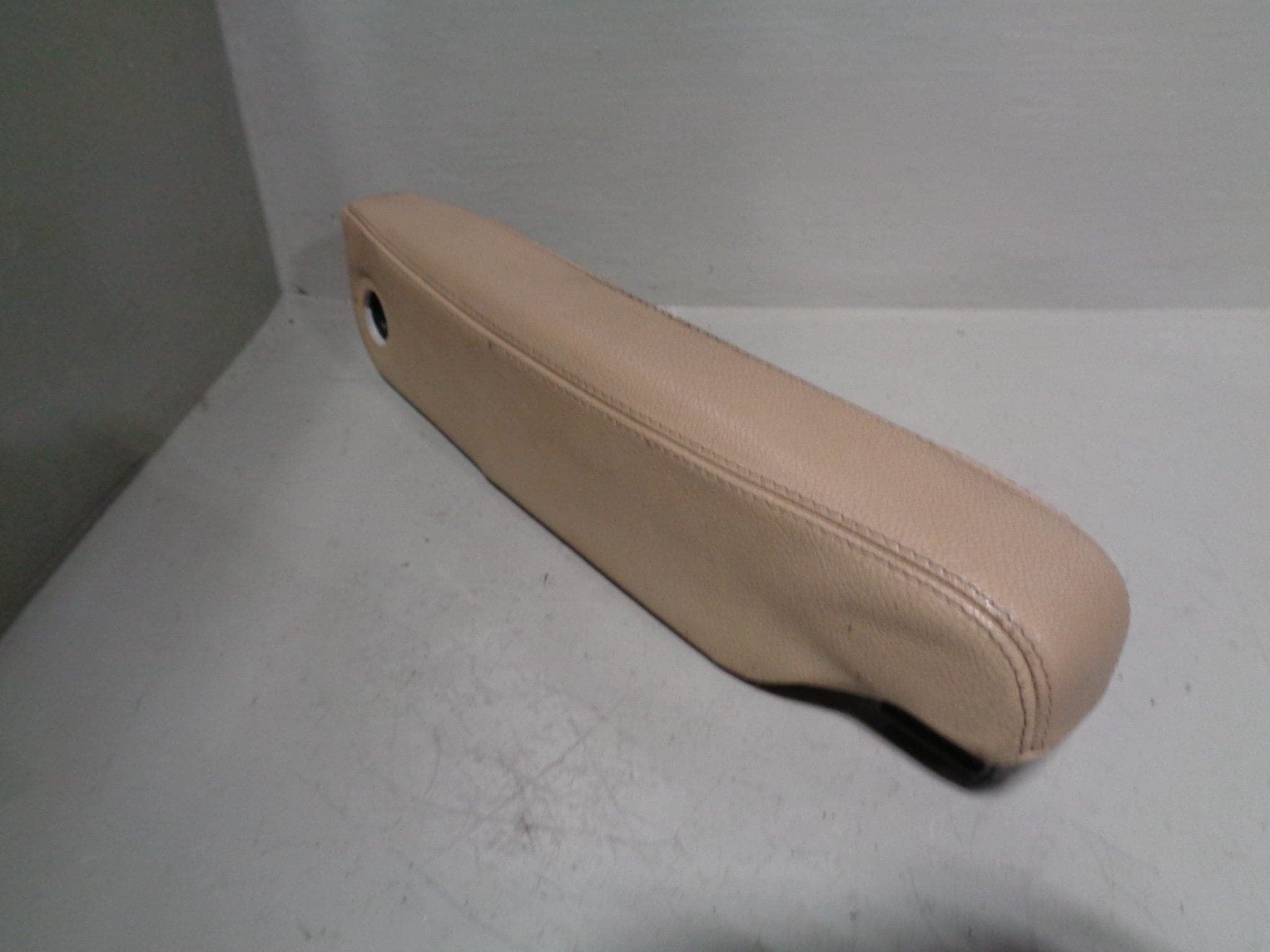 Aforce Auto Black Stitch Leather Armrest Covers For Land Rover Range Rover Sport