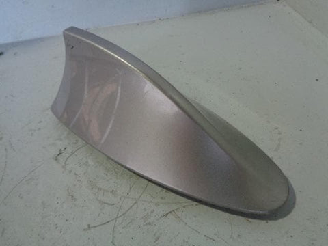 BMW 730d Roof Aerial Shark Fin Cover in Cashmere Silver F01
