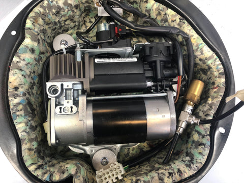Range Rover L322 Air Suspension Compressor Pump Wabco and Housing 2002 to 2006