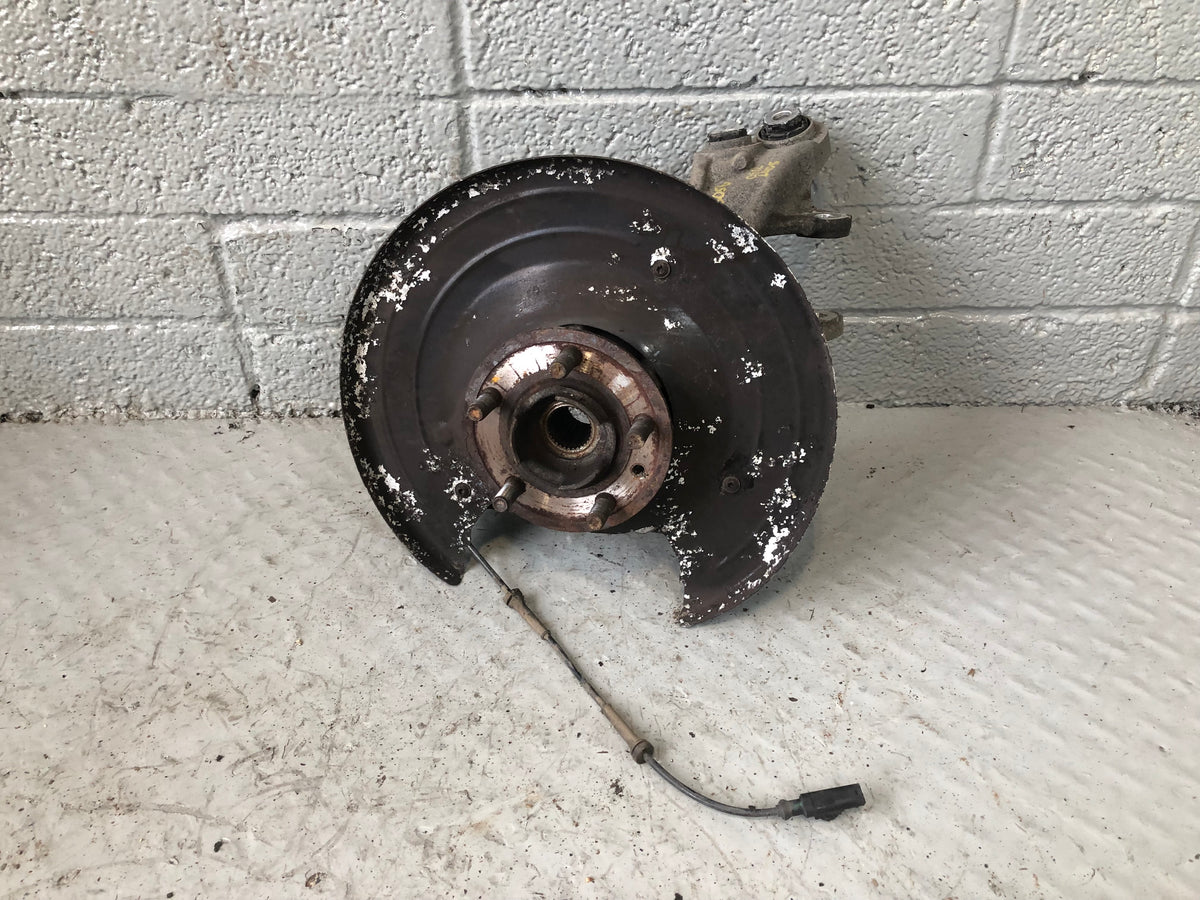 Range Rover L405 Hub Assembly Off Side Rear with ABS Sensor 2013 to 2017 L15056
