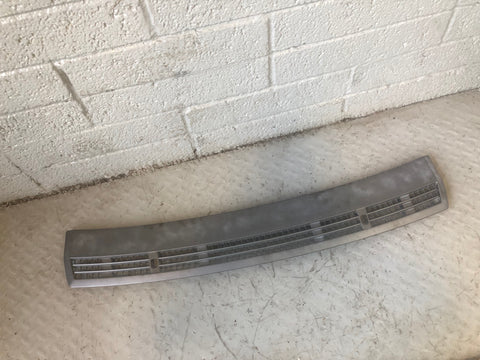 Range Rover L322 Bonnet Grill Under Windscreen 2002 to 2013 D01076
