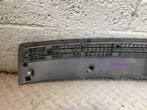 Range Rover L322 Bonnet Grill Under Windscreen 2002 to 2013 D26086