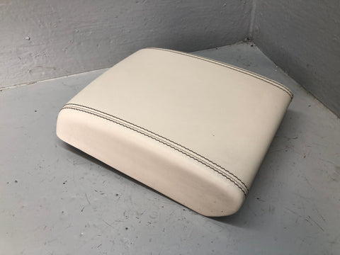 Range Rover Evoque Centre Console Armrest Lid in Ivory L538 L20015
