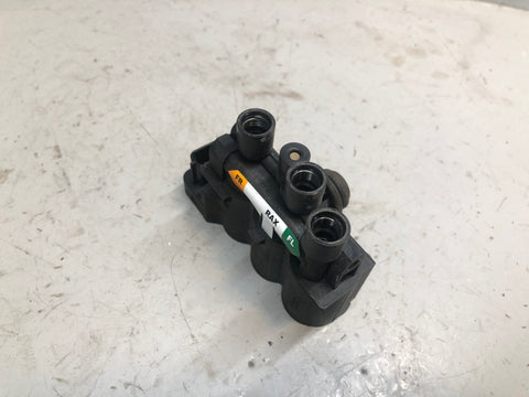 Range Rover L405 Air Suspension Front Crossover Valve CPLA-5B710-AB 2013 to 2017