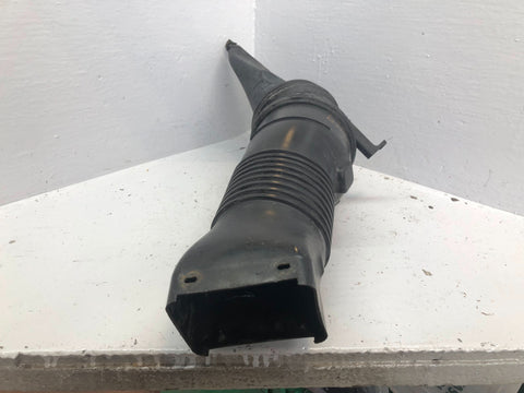 Range Rover L322 Air Intake Duct Pipe PIJ000022 3.0 TD6 2002 to 2006