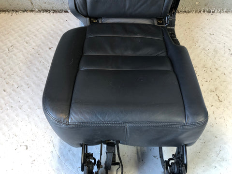 Discovery 3 Seats Rear Middle Row in Soft Black Leather Land Rover 2004 to 2009