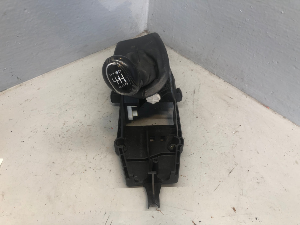 Porsche Boxster 986 Gearstick Gear Selector 6 Speed Manual 1999 to 2004