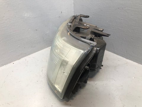 Freelander 2 Xenon Headlights Pair Spares or Repairs Land Rover R26095