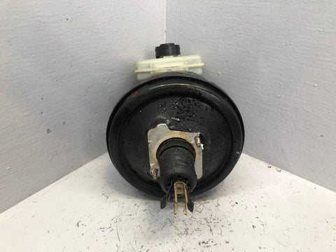 Discovery 2 Brake Servo and Master Cylinder TD5 Auto Land Rover 1998 to 2004