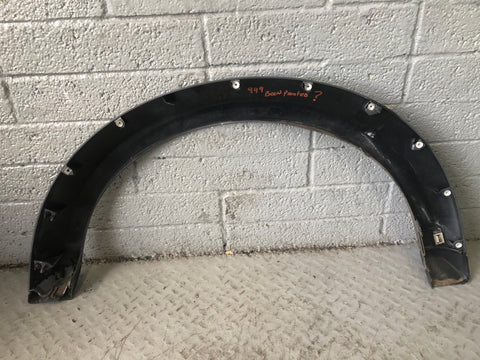 Discovery 4 Wheel Arch Trim Front Off Side Orkney Grey Land Rover D03086