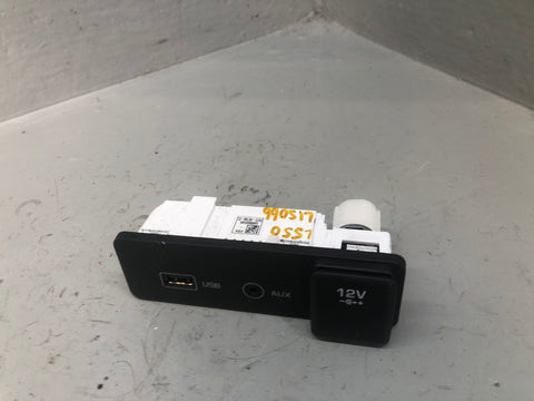 Discovery Sport USB AUX Port 12V FK72-19C166-CC L550 Land Rover 2014 to 2019