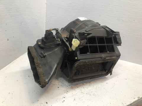 Discovery 2 Heater Blower Motor Assembly JNB000070 Land Rover L318 1998 to 2004