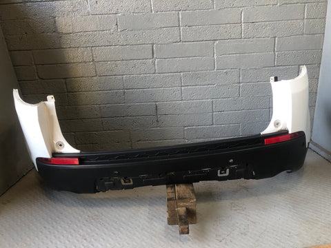 Discovery Sport Rear Bumper Fuji White 847 L550 2014 to 2019 J15066