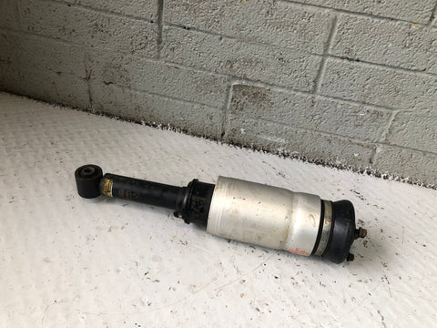 Discovery 3 Front Suspension Airbag Shock Absorber Strut Land Rover L07106