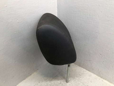 Discovery 4 Front Headrest Commercial in Black Left or Right Land Rover L319