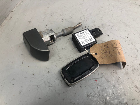 Range Rover L322 Key Remote and Blade with Door Lock Keyless 2009 to 2013 L29076