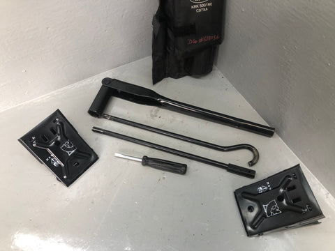 Discovery 3 4 Tool Kit in a Bag KBK500160 Land Rover 2004 to 2016 K18066