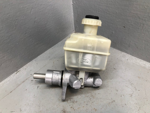 Discovery 3 Brake Master Cylinder with Reservoir Manual Land Rover 2004 to 2009