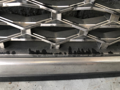 Range Rover Sport Front Grille Facelift in Silver Autobiography L320 D16076