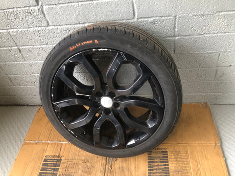 Range Rover Evoque Alloy Wheel and Tyre 20" 245/45ZRF20 L538 L03066B