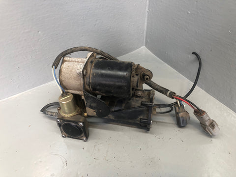 Air Suspension Compressor Hitachi Style Discovery 3 Range Rover Sport D27056