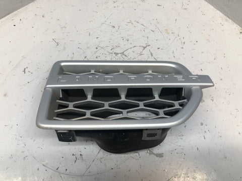 Discovery 4 Wing Vent Grille Off Side Right in Silver Land Rover 2009 to 2013
