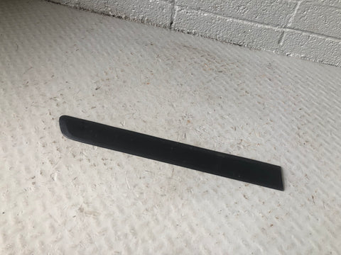 Discovery 3 Door Rubbing Strip Off Side Rear 2004 to 2009 Land Rover K17026
