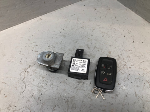 Discovery 4 Key Remote and Blade with Door Lock Land Rover 2009 to 2014 D27056