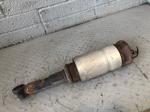 Range Rover Sport Suspension Air Bag Strut Front 2005 to 2009 D16076