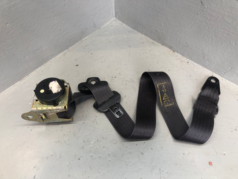 Discovery 2 Seat Belt Assembly Near Side Front in Grey Land Rover 1998 to 2004