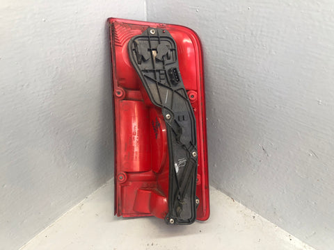 Discovery 2 Rear Tail Light Cluster Upper Pre-Facelift Near Side Rear L20076