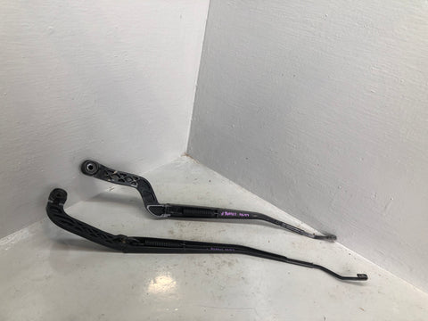 Range Rover Sport Wiper Arms Windscreen Front Pair L494 2014 to 2022
