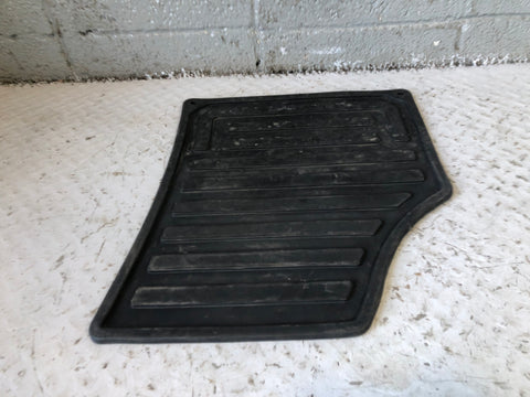 Freelander 2 Floor Mats Set of 4 in Black Rubber Land Rover 2006 to 2011 D14106