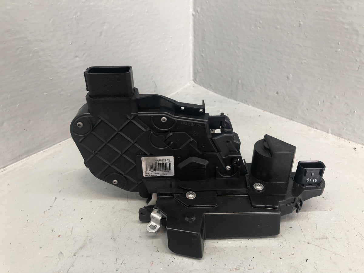 Range Rover Sport Door Lock Actuator Near Side Rear Keyless 2009 to 2013 D16076