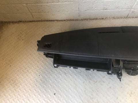 Discovery 4 Dashboard Black Sat Nav Land Rover 2009 to 2016 L10076