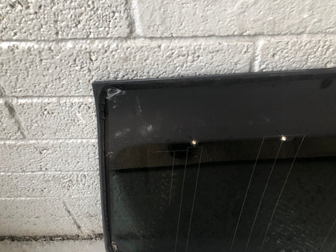 Discovery 4 Window Glass Quarter Near Side Rear Land Rover 2009 to 2016