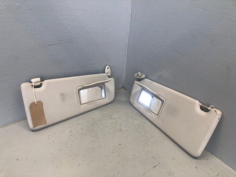 Freelander 2 Sun Visors with Mirrors Front Pair Land Rover 2006 to 2011 J07076