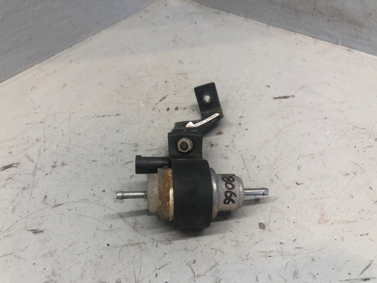 Discovery 4 Webasto Fuel Dosing Pump 3.0 SDV6 WOS 9019847C Land Rover