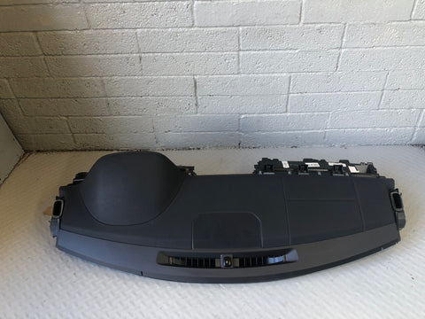 Range Rover Evoque Dashboard with Passenger Airbag Black 2011 to 2014 L03066