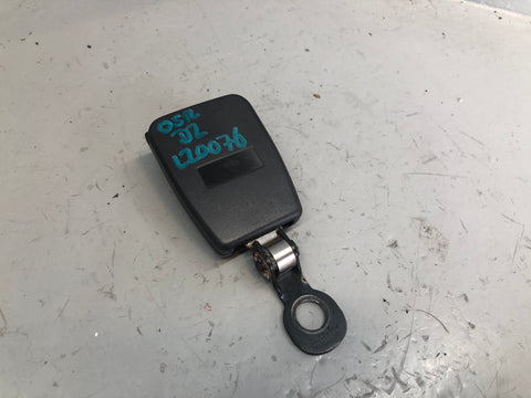 Discovery 2 Seat Belt Buckle Clasp Off Side Rear Land Rover 1998 to 2004 L20076